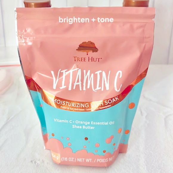 Tree hut 2 vitamin c foaming gel wash, vitamin c moisturizing bath soak &sponge - Picture 3 of 11